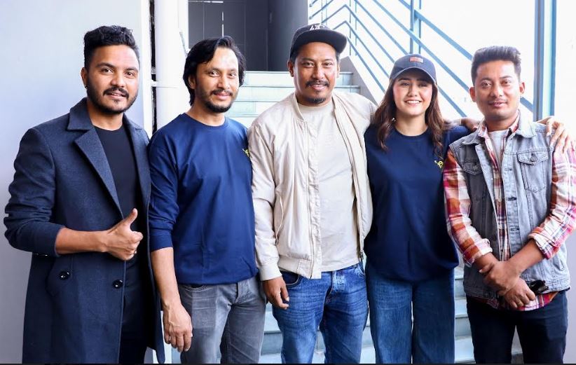 शनिबार देशभर ‘दिमाग खराब’लाई दर्शकको साथ शनिबार देशभर ‘दिमाग खराब’लाई दर्शकको साथ