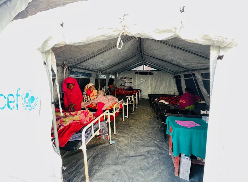 एक हजार ७६ भूकम्प पीडित सुत्केरी त्रिपालमुनि! एक हजार ७६ भूकम्प पीडित सुत्केरी त्रिपालमुनि!