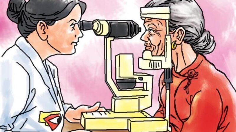 आँखाको उपचार गर्न शिविरकै भर