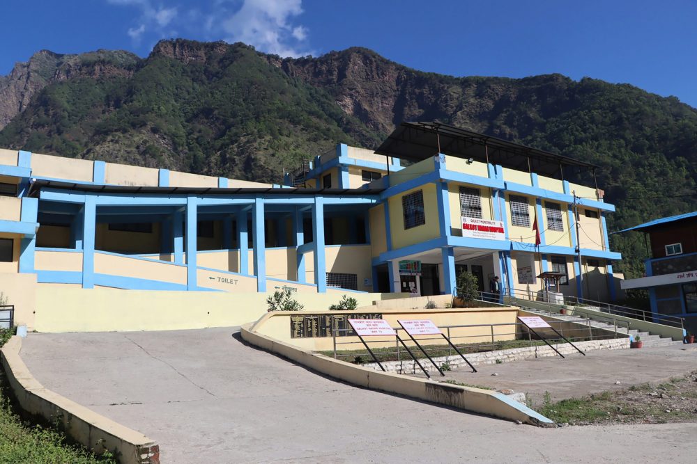 अस्पताल निर्माण गर्न चार वर्षदेखि जग्गाको खोजी अस्पताल निर्माण गर्न चार वर्षदेखि जग्गाको खोजी