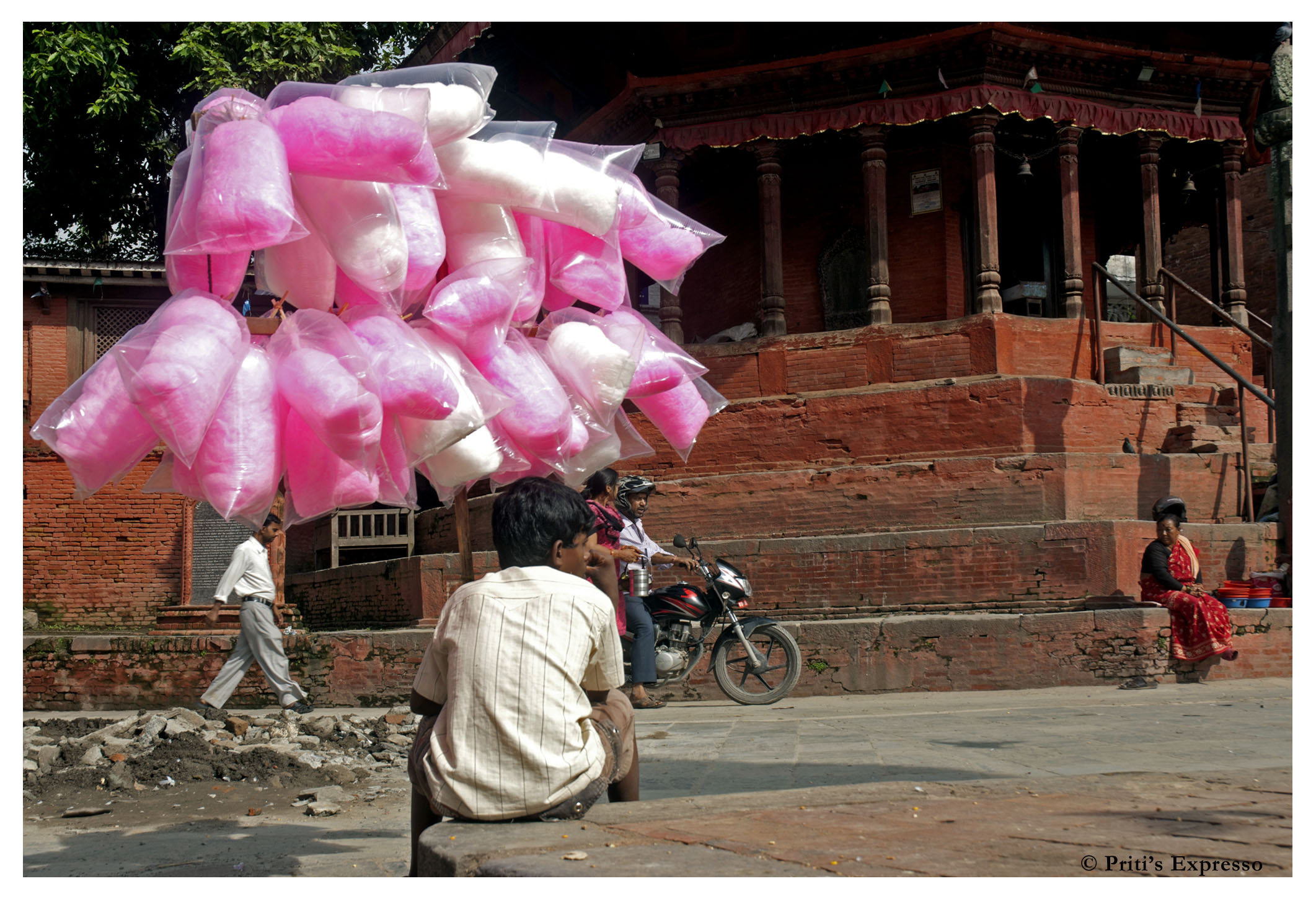 कटन क्याण्डीमा अखाद्य रंगको प्रयोग, स्वास्थ्यका लागि हानिकारक कटन क्याण्डीमा अखाद्य रंगको प्रयोग, स्वास्थ्यका लागि हानिकारक