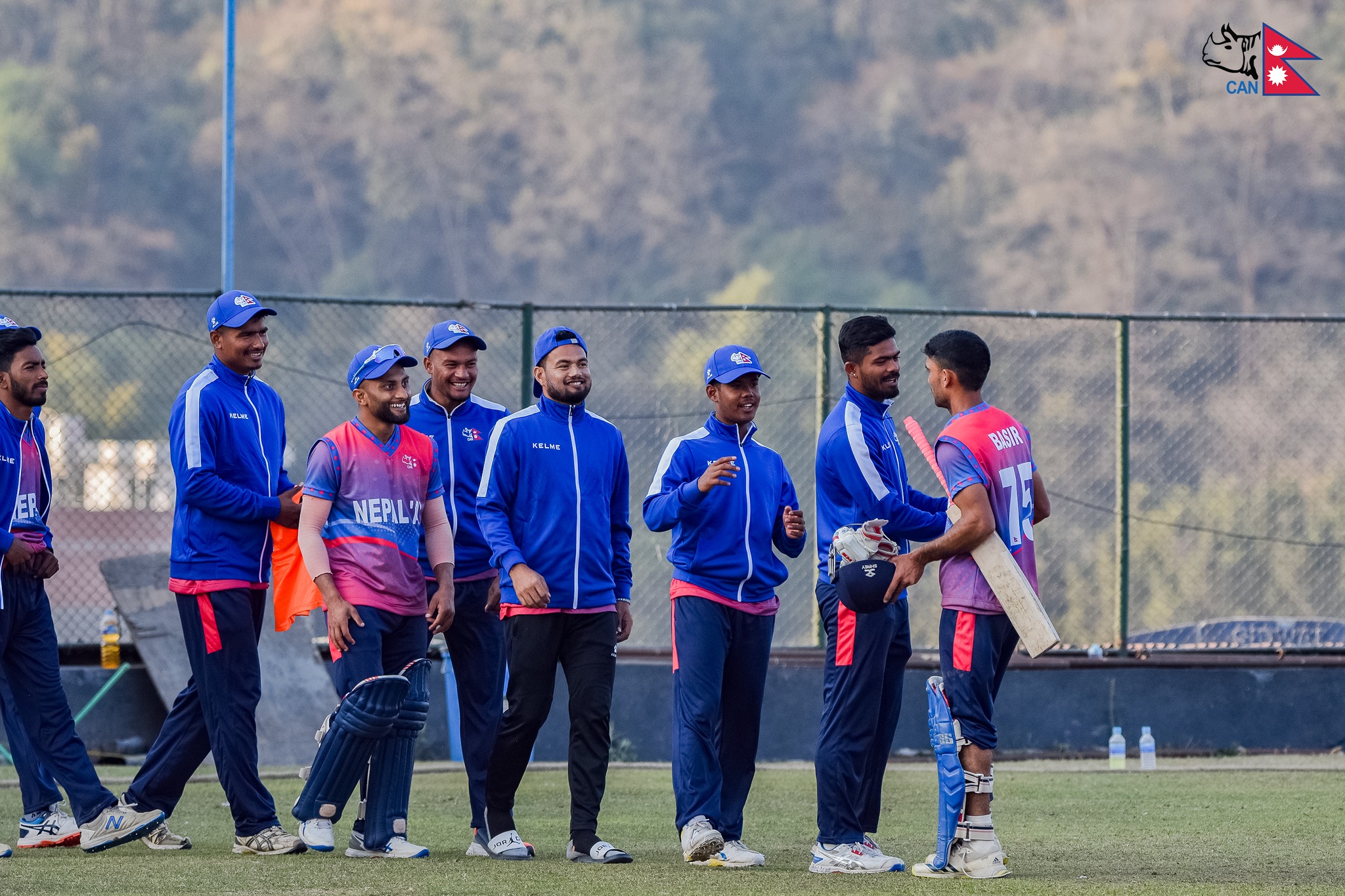 टीयूपछि मूलपानीमा पनि चलेन नेपालको ब्याट, क्यानडा-११ ले पायो १८२ रनको सामान्य लक्ष्य टीयूपछि मूलपानीमा पनि चलेन नेपालको ब्याट, क्यानडा-११ ले पायो १८२ रनको सामान्य लक्ष्य