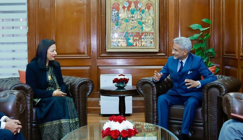 भारतका विदेशमन्त्री र परराष्ट्र सचिव लम्सालबीच भेटवार्ता