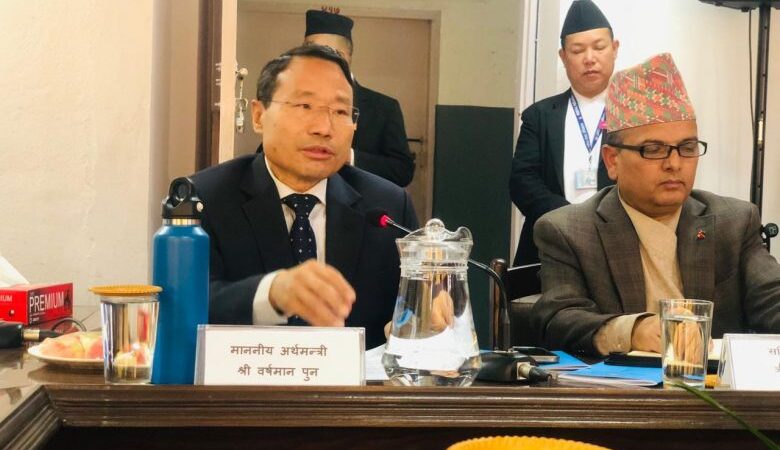 मन्त्री फेरिँदैमा सरकारको नीति परिवर्तन हुँदैन :अर्थमन्त्री पुन