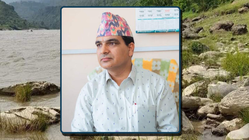 पर्वतका प्राध्यापक डा.रेग्मीलाई वीरशाली पन्त स्मृति गौरवमय पुरस्कार प्रदान पर्वतका प्राध्यापक डा.रेग्मीलाई वीरशाली पन्त स्मृति गौरवमय पुरस्कार प्रदान