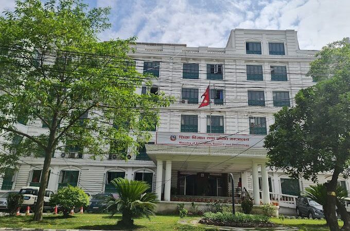 ‘विदेशी सम्बन्धनका कलेजमा भर्ना नगर्नू’