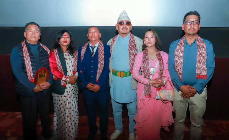चलचित्र ‘सुगुप’को सोमबार इटहरीमा बिशेष प्रदर्शन चलचित्र ‘सुगुप’को सोमबार इटहरीमा बिशेष प्रदर्शन