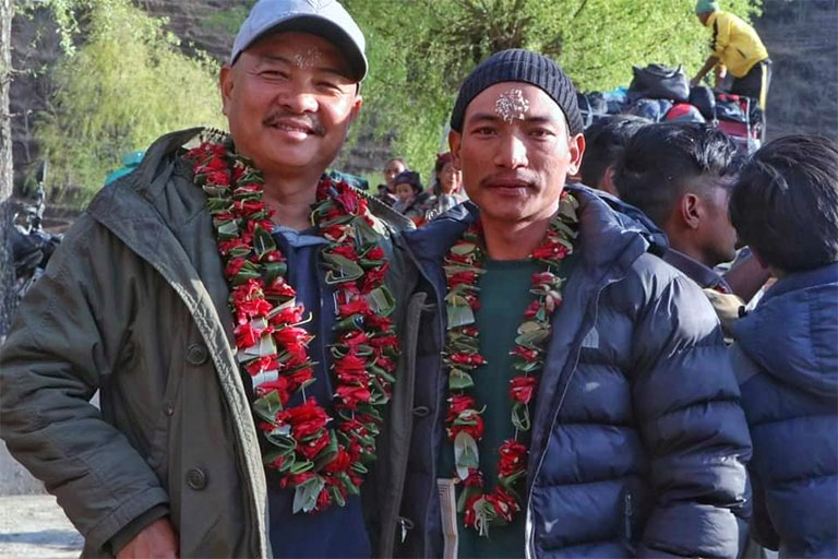 दयाहाङ र मिरुनाको चलचित्र ‘घरज्वाँइ’ को छायांकन सम्पन्न दयाहाङ र मिरुनाको चलचित्र ‘घरज्वाँइ’ को छायांकन सम्पन्न
