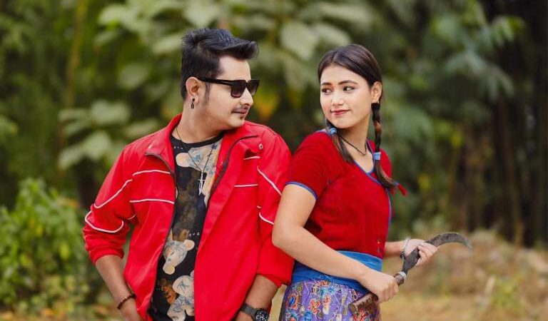 नन्दु गुरुङको ‘शिरबन्दी’ सार्वजनिक (भिडियो) नन्दु गुरुङको ‘शिरबन्दी’ सार्वजनिक (भिडियो)