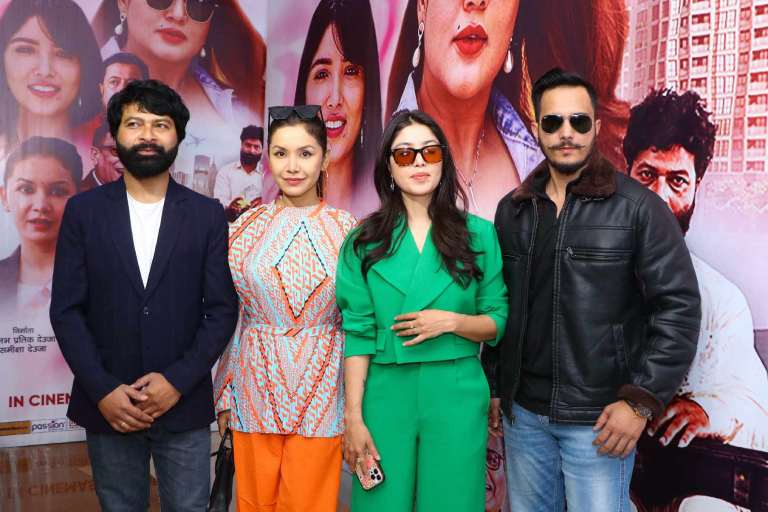 रेखाको चलचित्र ‘उपहार’ले गर्यो सुखद सुरुवात रेखाको चलचित्र ‘उपहार’ले गर्यो सुखद सुरुवात