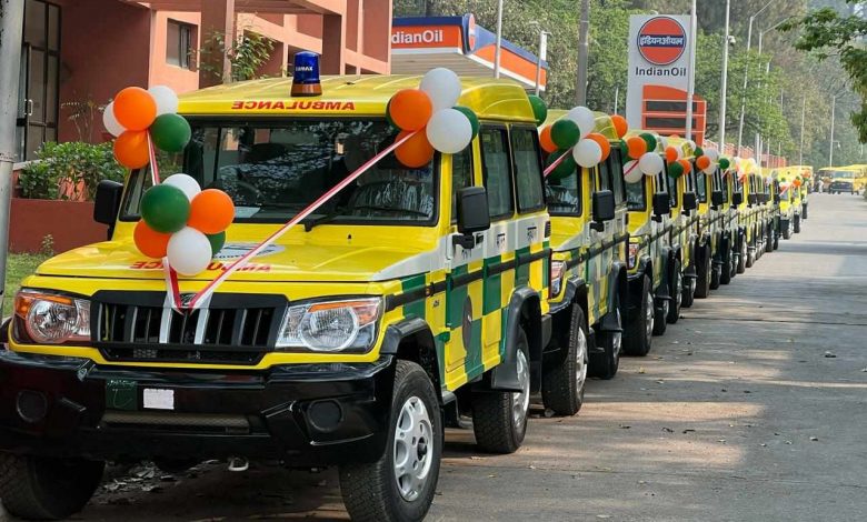 भारत सरकारद्वारा ३५ वटा एम्बुलेन्स र ६६ वटा स्कुल बस प्रदान भारत सरकारद्वारा ३५ वटा एम्बुलेन्स र ६६ वटा स्कुल बस प्रदान