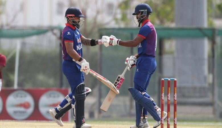 कतारविरुद्ध ब्याटिङ गर्दै नेपाल