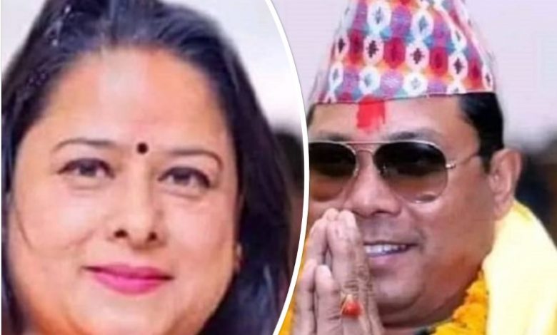 मलाई जेल हालेर सत्ताको हालिमुहाली गर्नेको पछाडी लाग्दैनौँ- रेशम चौधरी मलाई जेल हालेर सत्ताको हालिमुहाली गर्नेको पछाडी लाग्दैनौँ- रेशम चौधरी