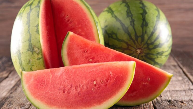 चम्किलो अनुहारको लागि यी फलफूल खाँदा फाइदैफाईदा