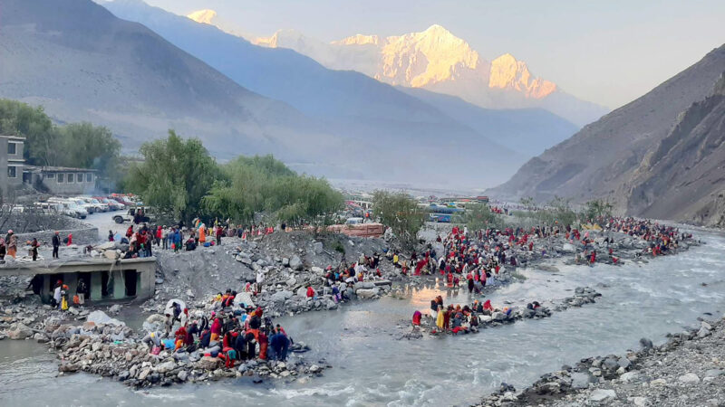 कागबेनीमा भक्तजनहरुको घुइँचो