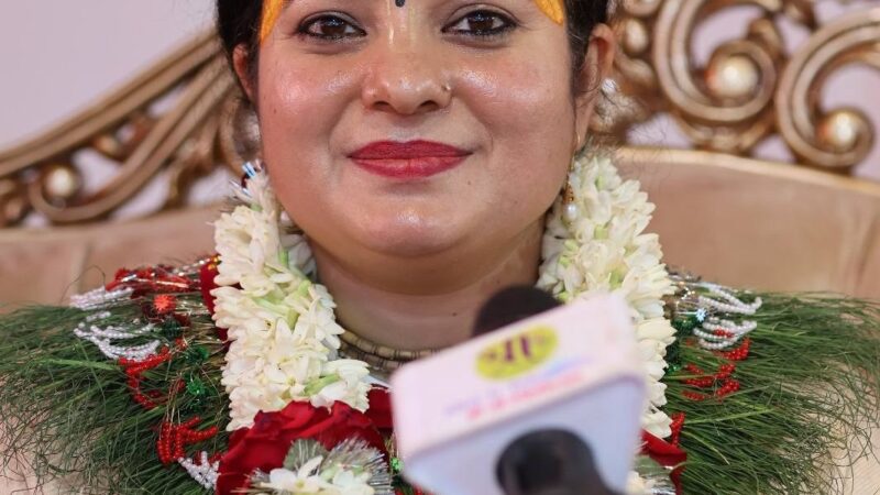 कोटिहोममा कथा वाचन गर्न जेठ १६ गते भागवत मञ्जरी राधिका दासी आउने कोटिहोममा कथा वाचन गर्न जेठ १६ गते भागवत मञ्जरी राधिका दासी आउने