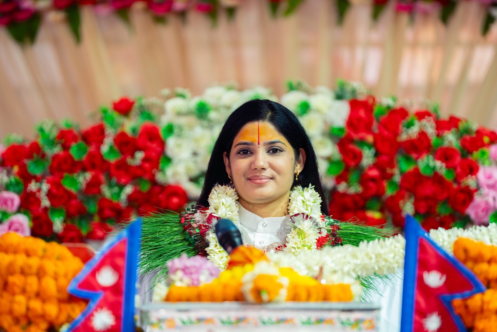 कोटिहोममा देवी प्रतिभाको प्रवचनले भक्तजन मन्त्रमुग्ध कोटिहोममा देवी प्रतिभाको प्रवचनले भक्तजन मन्त्रमुग्ध
