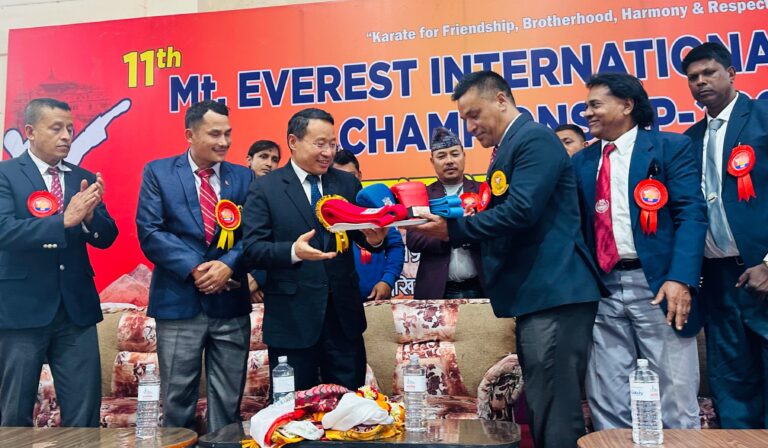 अनुशासित नागरिक उत्पादन गर्न राज्यले खेल क्षेत्रमा जोड दिनुपर्छः वर्षमान पुन अनुशासित नागरिक उत्पादन गर्न राज्यले खेल क्षेत्रमा जोड दिनुपर्छः वर्षमान पुन
