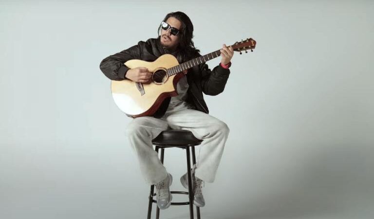 रोहितको नयाँ गीत ‘कुरिरहेछु’ सार्वजनिक रोहितको नयाँ गीत ‘कुरिरहेछु’ सार्वजनिक