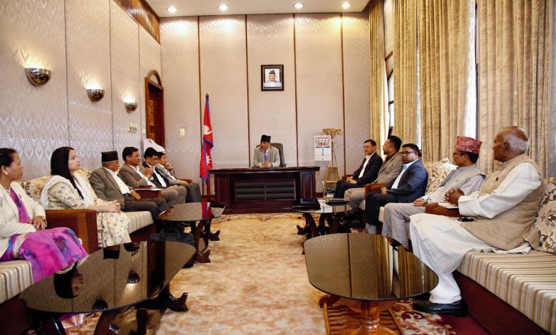 संसद्मा प्रतिनिधित्व गर्ने प्रतिपक्षी दलहरूको बैठक जारी संसद्मा प्रतिनिधित्व गर्ने प्रतिपक्षी दलहरूको बैठक जारी