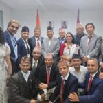 प्रधानमन्त्रीसँग प्रवासी नेपाली मञ्चको अन्तरक्रिया : स्वदेश फर्किएर विकास र समृद्धिमा सघाउन आग्रह