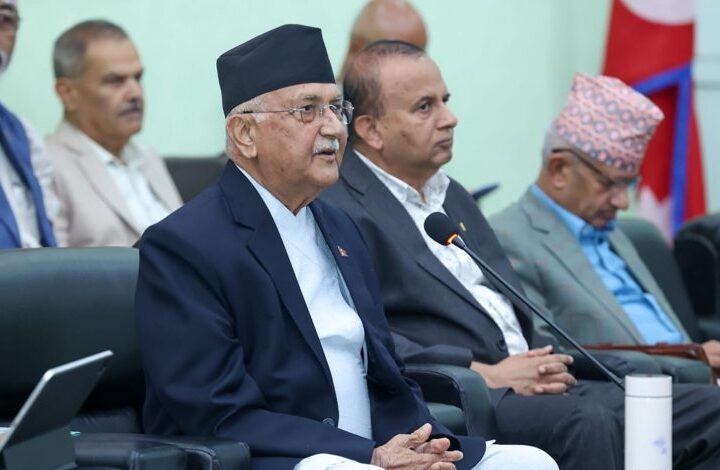 पूर्वराष्ट्रपति दलीय राजनीतिमा फर्कन नहुने एमालेको निष्कर्ष