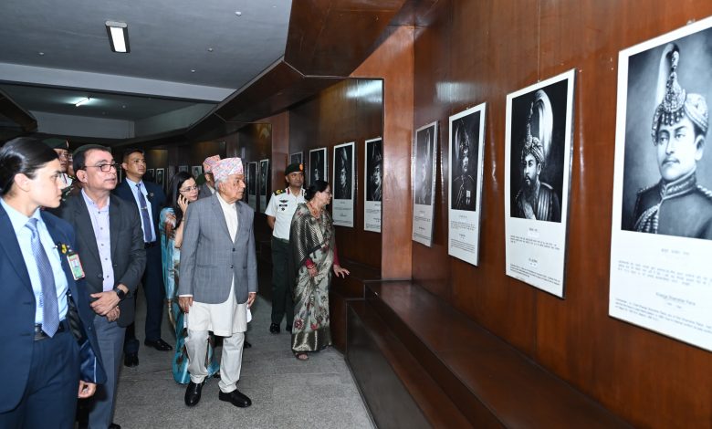 राष्ट्रपति पौडेलद्वारा राष्ट्रिय तथा सैनिक सङ्ग्रहालयको अवलोकन राष्ट्रपति पौडेलद्वारा राष्ट्रिय तथा सैनिक सङ्ग्रहालयको अवलोकन