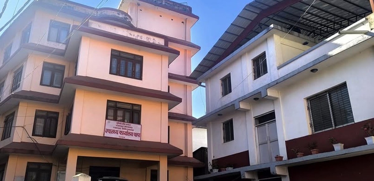 पाल्पामा नसर्ने रोगका बिरामीको सङ्ख्या बढ्दो पाल्पामा नसर्ने रोगका बिरामीको सङ्ख्या बढ्दो