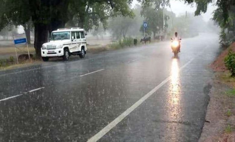 बागमती, गण्डकी र लुम्बिनी प्रदेशका केही स्थानमा भारी वर्षाको पूर्वानुमान बागमती, गण्डकी र लुम्बिनी प्रदेशका केही स्थानमा भारी वर्षाको पूर्वानुमान