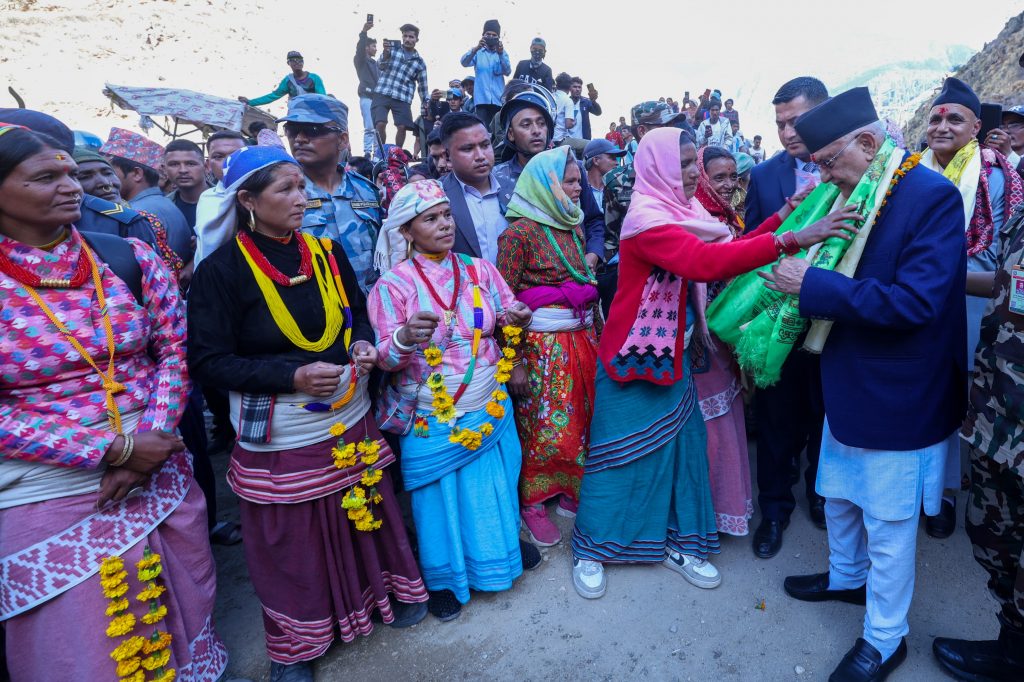 राष्ट्रिय सडक संजालसँग जोडियो हुम्लाको सिमिकोट राष्ट्रिय सडक संजालसँग जोडियो हुम्लाको सिमिकोट