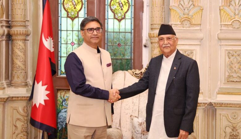 प्रधानमन्त्रीलाई भारत भ्रमणको औपचारिक निमन्त्रणा