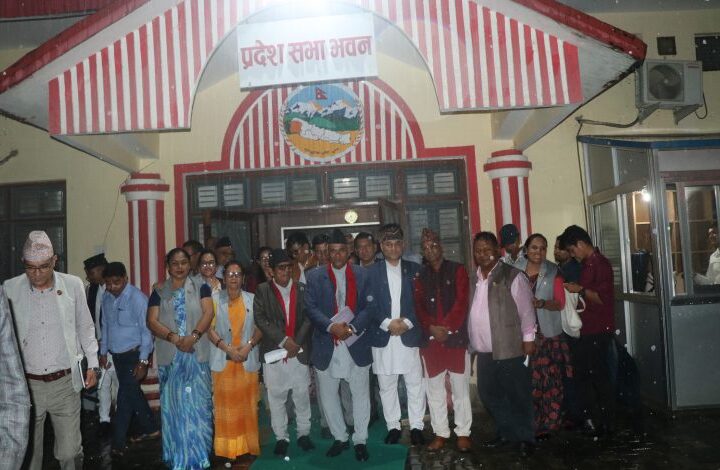 सुदूरपश्चिमका मुख्यमन्त्री कमलबहादुर शाहलाई विश्वासको मत प्राप्त