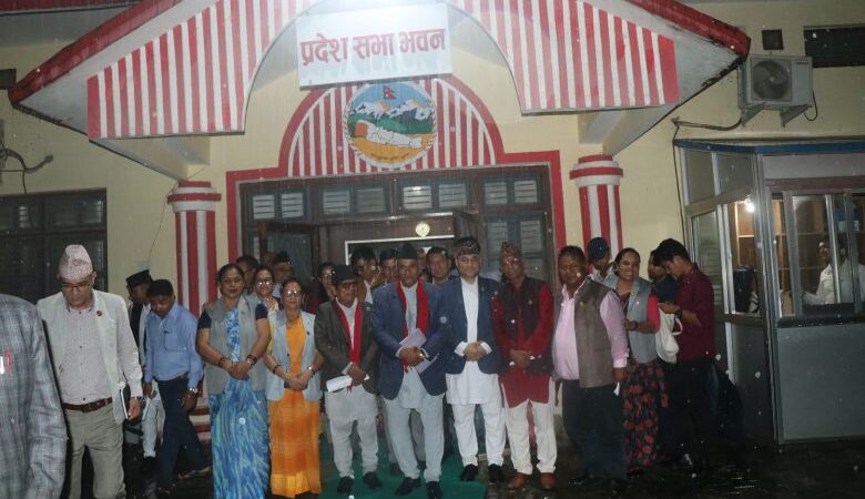 सुदूरपश्चिमका मुख्यमन्त्री कमलबहादुर शाहलाई विश्वासको मत प्राप्त