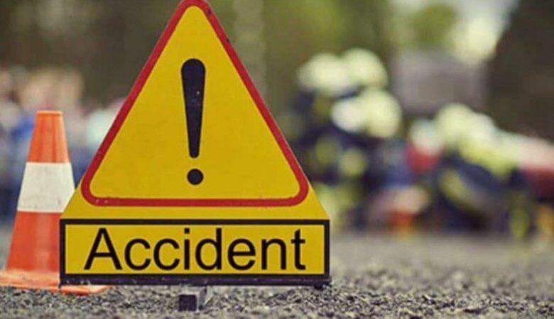 ट्रकको ठक्करबाट एक जनाको मृत्यु, एक घाइते