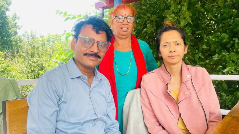 सीता सुवेदीलाई माग्ने बुढाको सहयोग सीता सुवेदीलाई माग्ने बुढाको सहयोग