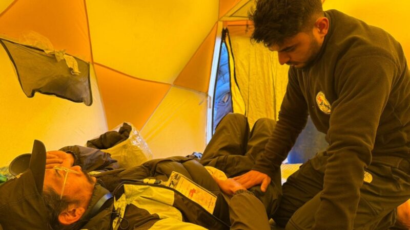 गोसाइँकुण्डमा स्वास्थ्य शिविर सञ्चालन « रिपोर्टर्स नेपाल