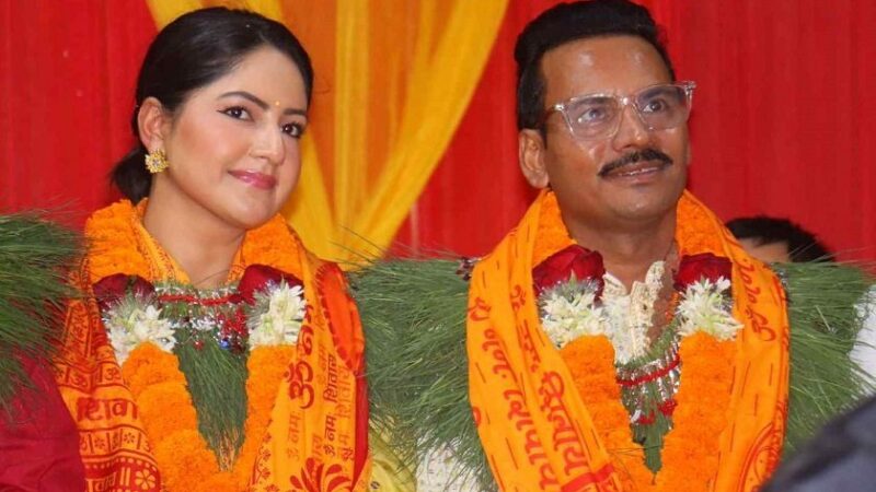 केदार घिमिरेले पशुपतिमा आयोजित महायज्ञमा गरे आर्थिक सहयोग