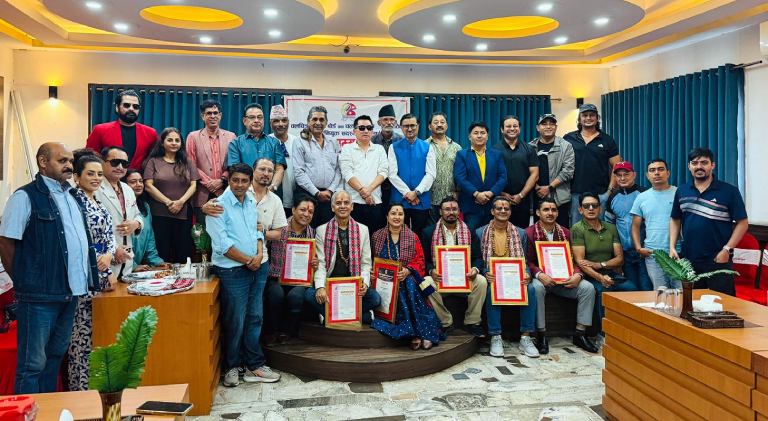 चलचित्र कलाकार संघद्वारा विकास बोर्ड तथा जाँचपास समितिका सदस्यलाई बधाई तथा सम्मान