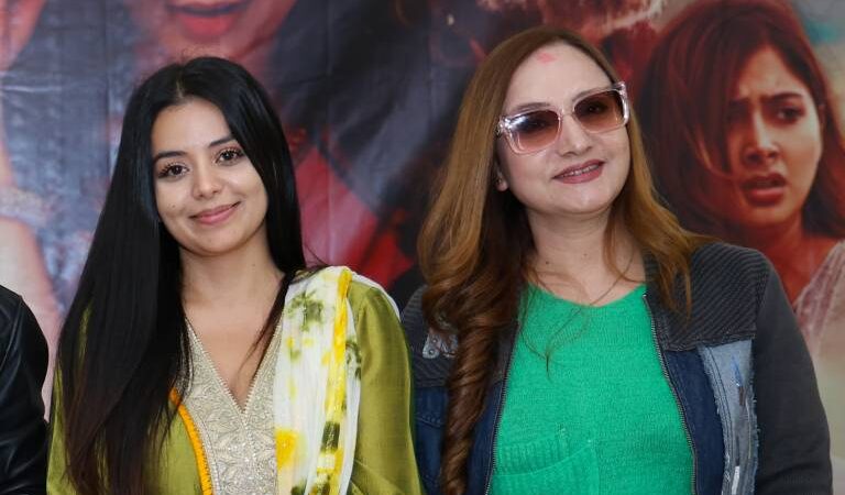 नीताको ‘सुख दु:ख’मा विपना थापा