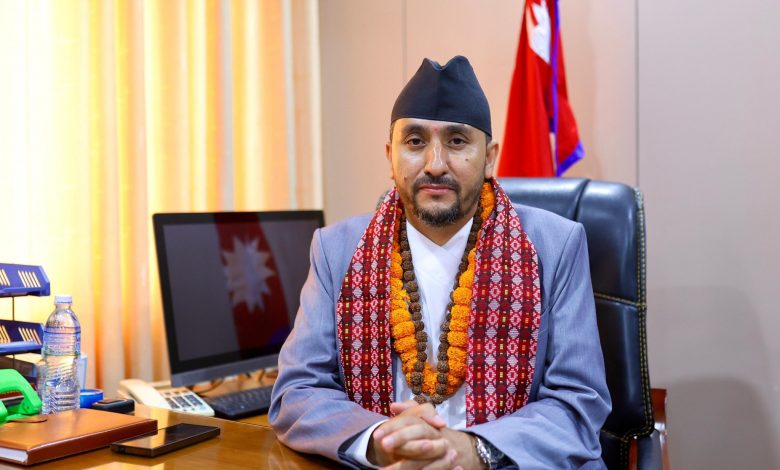 जनताले महसुस गर्ने गरी काम गर्छौं: सञ्चारमन्त्री खरेल जनताले महसुस गर्ने गरी काम गर्छौं: सञ्चारमन्त्री खरेल