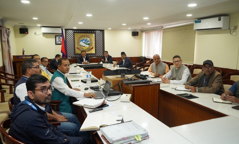 जीर्ण आयोजनाका ठेक्का तोड्न निर्देशन जीर्ण आयोजनाका ठेक्का तोड्न निर्देशन