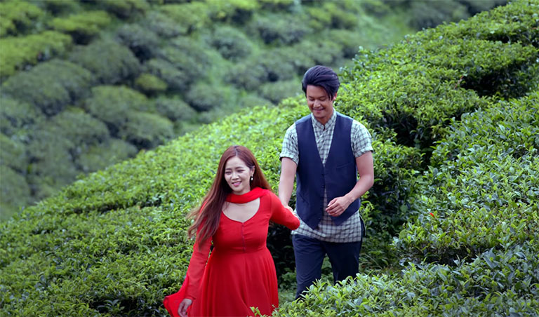 धिरज,मिरुना र दिया को ‘मैझारो’ को टिजर सार्वजनिक धिरज,मिरुना र दिया को ‘मैझारो’ को टिजर सार्वजनिक