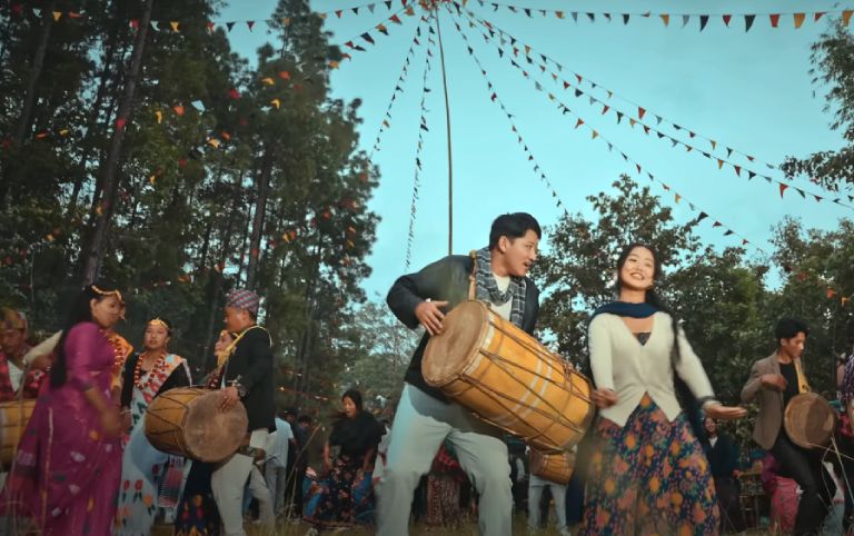 सुनिता र नोगेनको ‘च्याब्रुंङ्ग को तालैमा’ सार्वजनिक