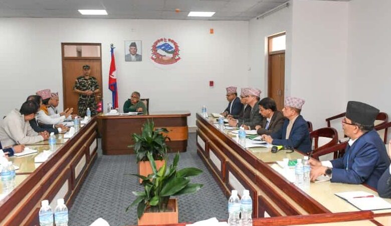 सहकारी पीडितको समस्या समाधानमा प्रधानमन्त्रीको पहल सहकारी पीडितको समस्या समाधानमा प्रधानमन्त्रीको पहल