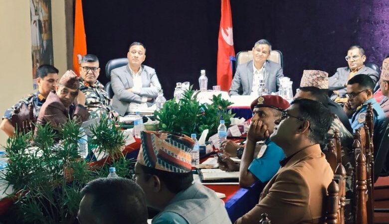 काम भइरहेको छ, गरिरहेका छौँ भन्नेभन्दा पनि तथ्यमा आधारित भएर सुरक्षा प्रवन्ध गर्नुपर्यो : गृहमन्त्री अर्याल काम भइरहेको छ, गरिरहेका छौँ भन्नेभन्दा पनि तथ्यमा आधारित भएर सुरक्षा प्रवन्ध गर्नुपर्यो : गृहमन्त्री अर्याल