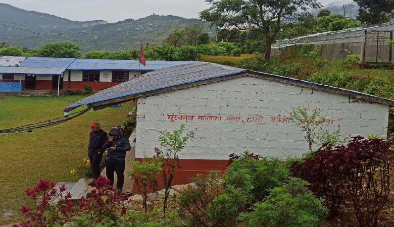 गाउँपालिकाद्वारा २ हजार परिवारको सहुलियतमा स्वास्थ्य बिमा गाउँपालिकाद्वारा २ हजार परिवारको सहुलियतमा स्वास्थ्य बिमा
