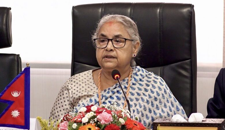 प्रधानमन्त्रीद्वारा गृहमन्त्री र सुरक्षा प्रमुखहरूसँग छलफल प्रधानमन्त्रीद्वारा गृहमन्त्री र सुरक्षा प्रमुखहरूसँग छलफल