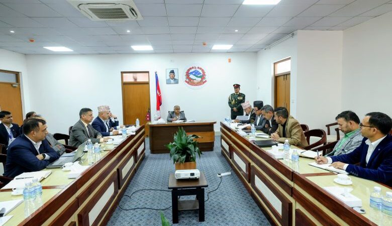 त्रिवि पदाधिकारीलाई प्रधानमन्त्रीको प्रश्न: कति जग्गा फिर्ता आयो?