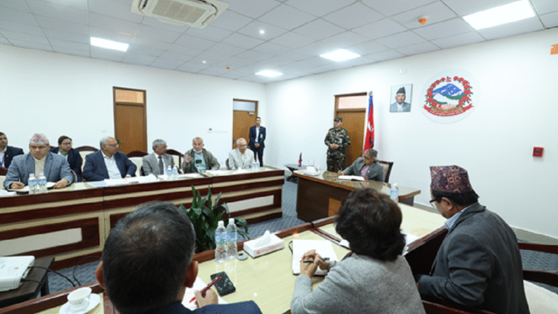 चिकित्सा शिक्षा सुधारको माग राख्दै डा.केसीले प्रधानमन्त्री कार्कीलाई बुझाए १० बुँदे ज्ञापनपत्र चिकित्सा शिक्षा सुधारको माग राख्दै डा.केसीले प्रधानमन्त्री कार्कीलाई बुझाए १० बुँदे ज्ञापनपत्र