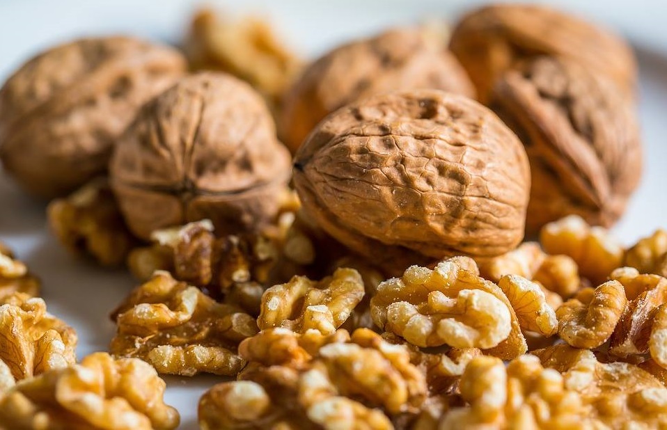 नियमित ओखर खानु स्वास्थ्यका लागि फाइदैफाईदा